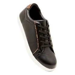 Khoko Cruz Women's Casual Sneaker Black