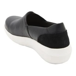 Cloud Steppers By Clarks Kayleigh Step Women's Slip On Black -Savannah Shop 619662 C 0001 00 2