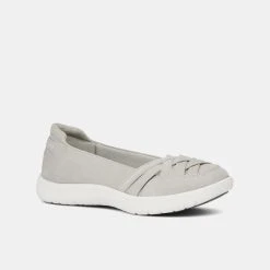 Cloud Steppers By Clarks Adella Poppy Women's Leisure Slip On Grey 8 Cloud Steppers By Clarks Adella Poppy Women's Leisure Slip On Grey -Savannah Shop 624385 C 0020 00 2