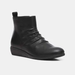 Savannah Billie Low Wedge Twin Zip Boot Black 10 Savannah Billie Low Wedge Twin Zip Boot Black -Savannah Shop 629462 C 0001 00 2