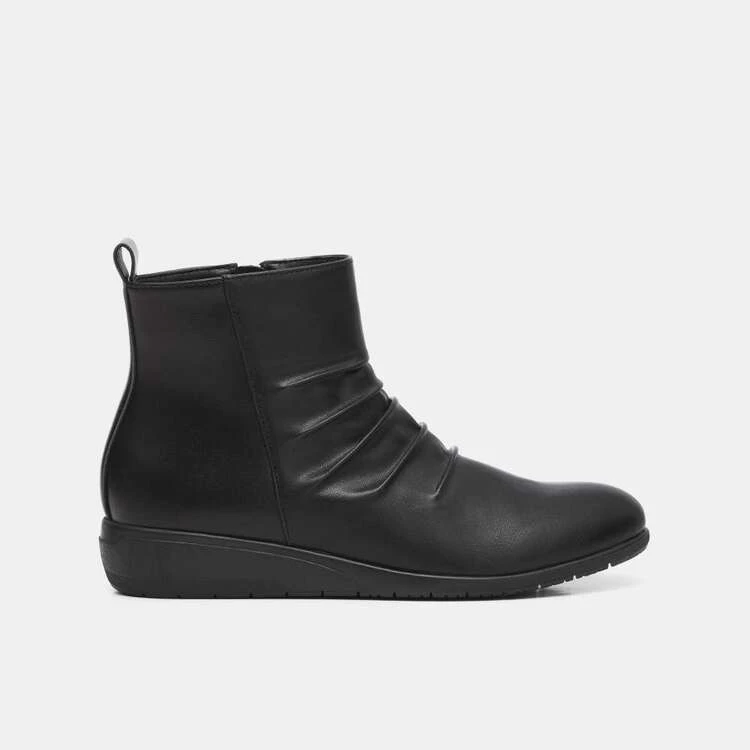 Savannah Billie Low Wedge Twin Zip Boot Black 7 Savannah Billie Low Wedge Twin Zip Boot Black - Image 5