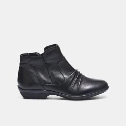 Hush Puppies Patty Ruched Ankle Boot Black -Savannah Shop 630975 C 0001 00