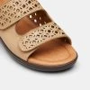 Natural Comfort Avi Wedge Slide Champagne -Savannah Shop 639223 C 0270 54 4