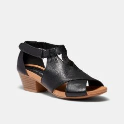 Natural Comfort Opal Sandal With Cuban Heel Black -Savannah Shop 639225 C 0001 00 2