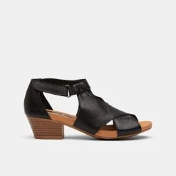 Natural Comfort Opal Sandal With Cuban Heel Black -Savannah Shop 639225 C 0001 00