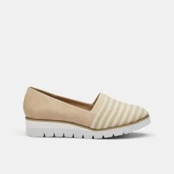 Savannah Liberty Wedge Slip On Natural Stripe 9 Savannah Liberty Wedge Slip On Natural Stripe -Savannah Shop 639524 C 1100 31