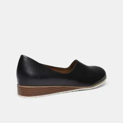 Savannah Lacey Asymmetric Top Line Loafer Black -Savannah Shop 639525 C 0001 00 3