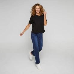 Khoko Collection Women's Linen Blend Tee Black