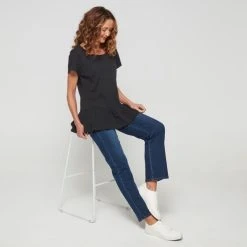 Khoko Collection Cotton Slub Tiered Hem Tee Black -Savannah Shop 639778 C 0001 00