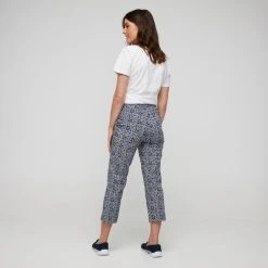 Savannah Bengaline Capri Pant Floral Print -Savannah Shop 639784 C 0962 37 2