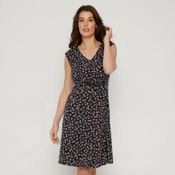 Savannah V Neck Jersey Fit And Flare Dress Black & Floral -Savannah Shop 641837 C 1005 66