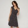 Savannah V Neck Jersey Fit And Flare Dress Black & Floral -Savannah Shop 641837 C 1005 66 5