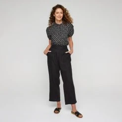 Khoko Smart Women's Linen Black Ditsy Blouse Black -Savannah Shop BP640082001 black 3