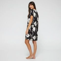 Jane Lamerton Women's Moonflower Nightie Black & Print 10 Jane Lamerton Women's Moonflower Nightie Black & Print -Savannah Shop BP641011002 blk prn 2