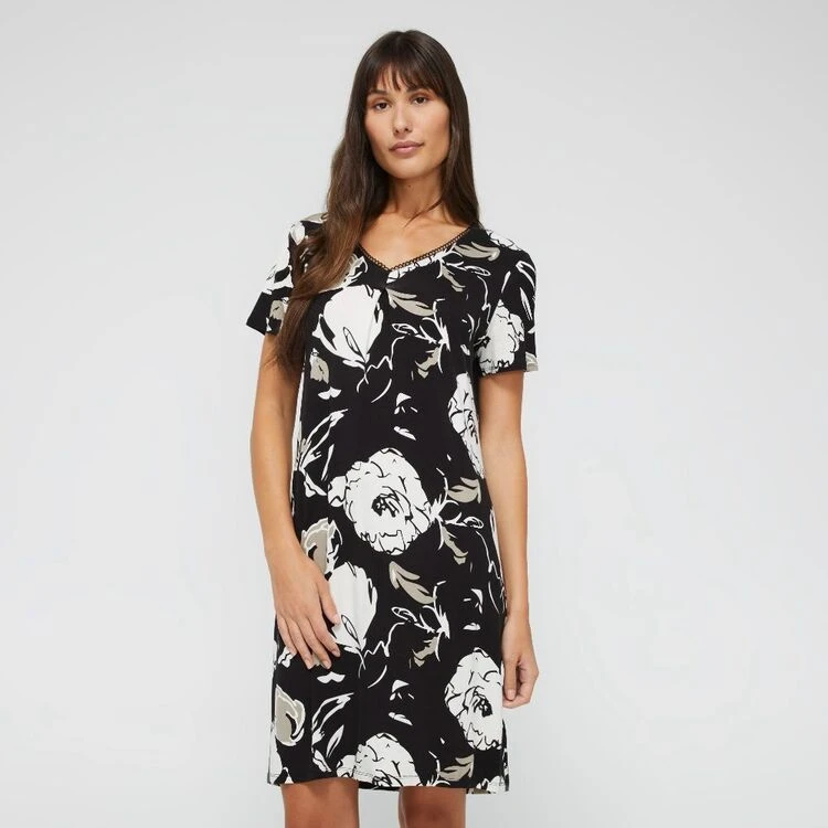 Jane Lamerton Women's Moonflower Nightie Black & Print 7 Jane Lamerton Women's Moonflower Nightie Black & Print - Image 5