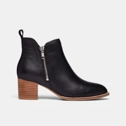 Natural Comfort Women's Holmes Block Heel Zip Ankle Boot Black -Savannah Shop BP645615005 black