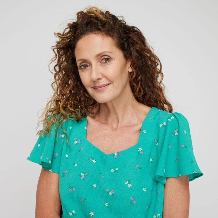 Khoko Smart Sweetheart Flutter Top Green Floral Green Floral 4 Khoko Smart Sweetheart Flutter Top Green Floral Green Floral - Image 2